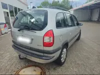 Gebraucht Opel Zafira 101 PS (74 kW) 2004 Silber Van / Kleinbus