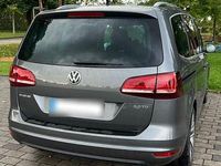 Gebraucht VW Sharan 184 PS (135 kW) 2016 Grau Van / Kleinbus
