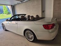 Gebraucht BMW 330 Cabriolet 313 PS (230 kW) 2011 Weiß Cabrio