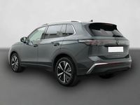 Gebraucht VW Tiguan Elegance 150 PS (110 kW) 2024 Grau SUV