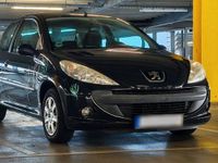 Gebraucht Peugeot 206 60 PS (44 kW) 2010 Blau Kleinwagen