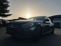 Gebraucht Mercedes C250 204 PS (150 kW) 2018 Blau Kombi