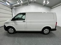 Gebraucht VW T6.1 110 PS (80 kW) 2022 Candyweiss Van