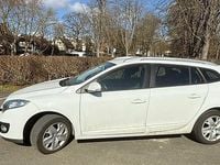 Gebraucht Renault Mégane GrandTour 101 PS (74 kW) 2013 Weiß Kombi