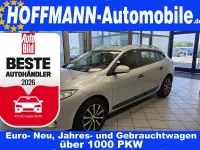 Używany Renault Mégane Dynamique 106 KM (77 kW) 2011 Srebrny Sedan/Limuzyna
