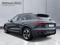 Gebraucht Audi Q8 e-tron S-Line 250 kW (340 PS) 2024 Grau SUV