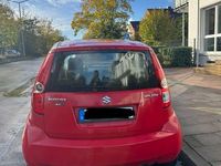 Gebraucht Suzuki Splash Basic 65 PS (47 kW) 2009 Rot Kleinwagen