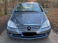 Gebraucht Mercedes A150 95 PS (69 kW) 2011 Grau Limousine
