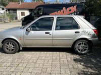 Gebraucht Ford Fiesta Ghia 75 PS (55 kW) 1997 Silber Kleinwagen