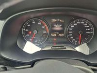 Usata Seat Leon Style 105 CV (77 kW) 2014 Berlina