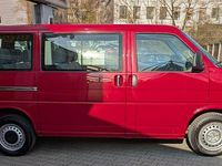 Second-hand VW T4 88 CP (64 kW) 2003 Roșu Van