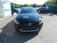 Gebraucht Volvo V60 CC Momentum 150 PS (110 kW) 2016 Schwarz Kombi