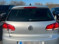 Gebraucht VW Golf VI 105 PS (77 kW) 2011 Grau Kleinwagen