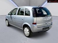 Gebraucht Opel Meriva Edition 90 PS (66 kW) 2010 Silber Van / Kleinbus