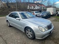 Gebraucht Mercedes E220 Avantgarde 150 PS (110 kW) 2005 Silber Limousine
