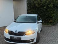 Gebraucht Skoda Rapid 110 PS (80 kW) 2014 Weiß Kleinwagen