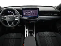 Neu VW Passat R-line 193 PS (141 kW) 2026 Diabasgrau metallic Kombi