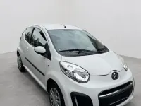 Gebraucht Citroën C1 SELECTION 68 PS (50 kW) 2014 Weiß Kleinwagen
