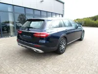 Gebraucht Mercedes E400 Avantgarde 330 PS (242 kW) 2020 Blau Kombi