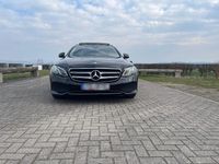 Gebraucht Mercedes E220 194 PS (142 kW) 2017 Schwarz Kombi