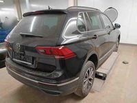 Gebraucht VW Tiguan Life 150 PS (110 kW) 2023 Schwarz SUV