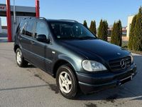 Gebraucht Mercedes ML320 218 PS (160 kW) 2001 Blau SUV
