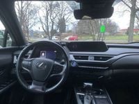 Gebraucht Lexus UX 184 PS (135 kW) 2020 Schwarz SUV
