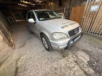 Gebraucht Mercedes ML320 2001 Silber SUV