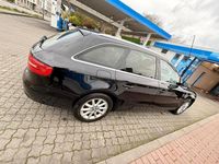 Gebraucht Audi A4 143 PS (105 kW) 2013 Schwarz Kombi