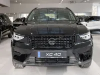 Nowe Volvo XC40 Plus 163 KM (119 kW) 2026 Czarny SUV