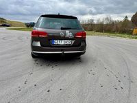 Gebraucht VW Passat Highline 170 PS (125 kW) 2012 Braun Kombi