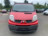 Gebraucht Renault Trafic 90 PS (66 kW) 2012 Rot Van / Kleinbus