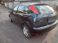 Gebraucht Ford Focus 101 PS (74 kW) 2002 Blau Limousine