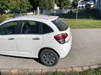 Gebraucht Citroën C3 PureTech 83 PS (61 kW) 2016 Weiß Limousine