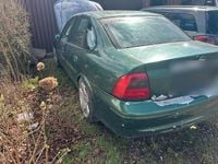 Gebraucht Opel Vectra 170 PS (125 kW) 1996 Grün Limousine