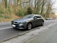 Gebraucht Mercedes A180 Progressive 116 PS (85 kW) 2019 Grau Limousine