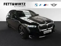 Gebraucht BMW 520 M Sport 197 PS (144 kW) 2025 Black sapphire metallic Kombi