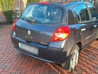 Gebraucht Renault Clio III 85 PS (62 kW) 2006 Blau Kleinwagen