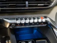 Gebraucht Peugeot 3008 136 PS (100 kW) 2024 Schwarz SUV