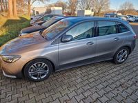 Gebraucht Mercedes B220 190 PS (139 kW) 2019 Grau Van / Kleinbus