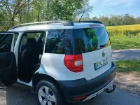 Gebraucht Skoda Yeti 105 PS (77 kW) 2011 Grau SUV