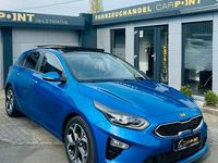 Usado Kia Ceed 140 HP (102 kW) 2018 Azul Citadino
