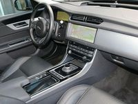 Gebraucht Jaguar XF Prestige 300 PS (220 kW) 2017 Grau Limousine