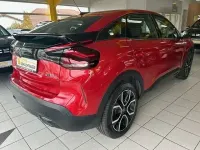 Używany Citroën e-C4 Feel 100 kW (136 KM) 2021 Czerwony Sedan/Limuzyna