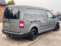 Gebraucht VW Caddy Maxi 102 PS (75 kW) 2012 Grau Van / Kleinbus