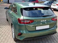 Gebraucht Kia Ceed 101 PS (74 kW) 2024 Grün Kleinwagen