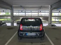 Usado VW up! take up! 60 CV (44 kW) 2013 Negro Utilitario