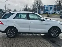 Gebraucht Mercedes ML350 258 PS (189 kW) 2015 Weiß SUV