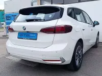 Gebraucht BMW 218 Active Tourer Performance 136 PS (100 kW) 2022 Weiß Van / Kleinbus