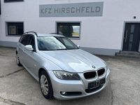 Gebraucht BMW 318 143 PS (105 kW) 2009 Silber Limousine